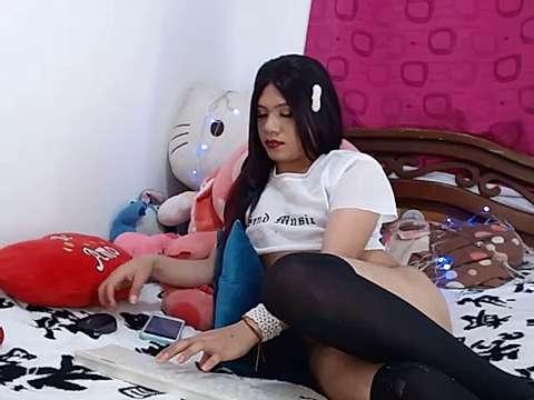 ANNAISHA_FEM