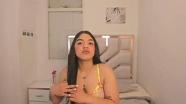 AbrilNasty