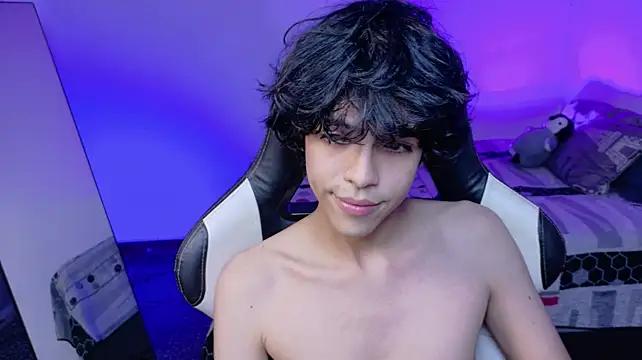 Alan26_
