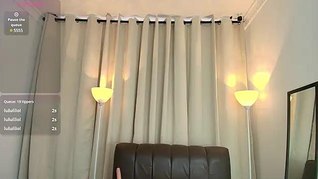 Aleexa_queen_