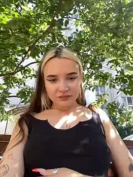 AliceHoneeyy