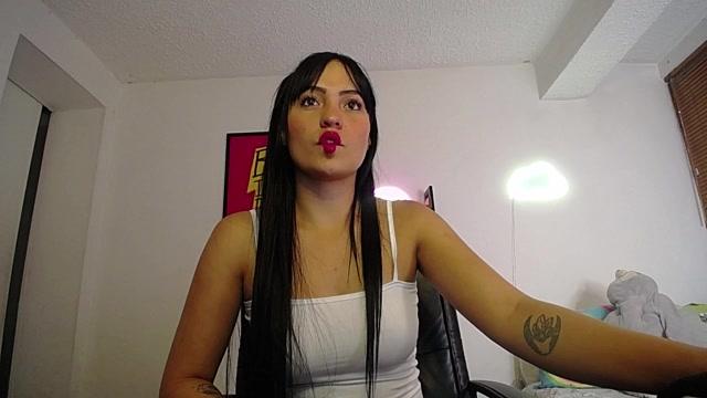 Alissagrey2