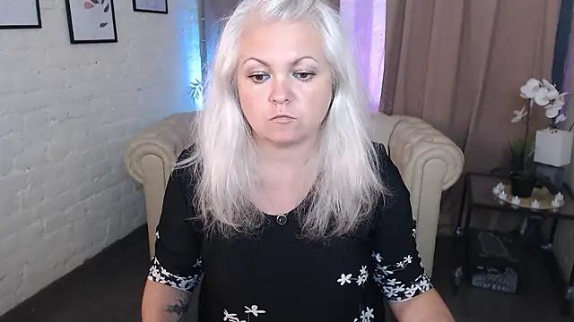 AmandaBlonde