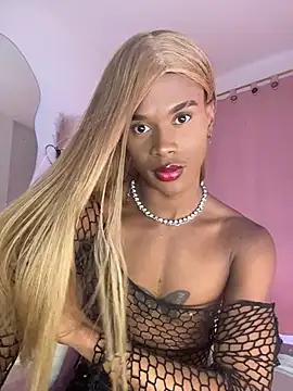 Amanda_Fox_