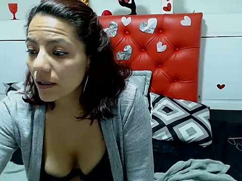 Amandaa_Milf