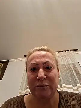 AmiraLuna41