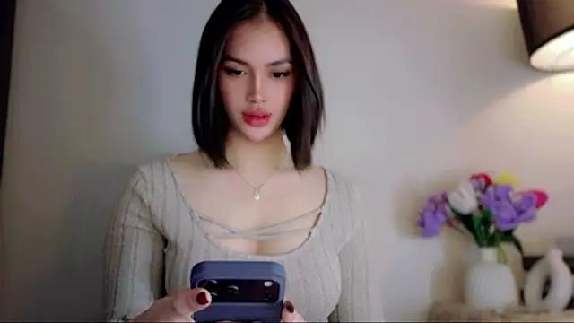 Anna_HollyDoll
