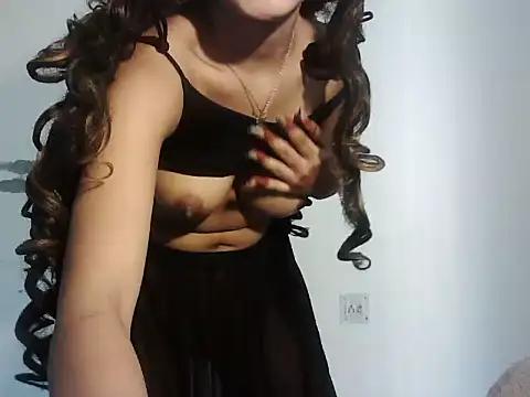 ApkiNaughtyGirl