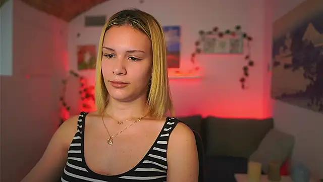 Aria_Blonde