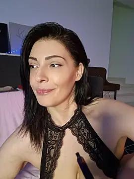 AryaSummersReal