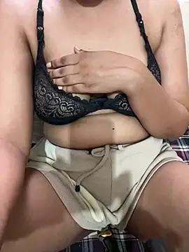 Audrey_Beetoni_
