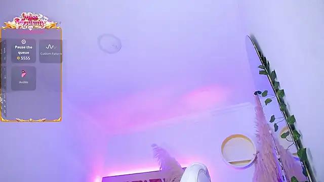 Aurora_Brownn