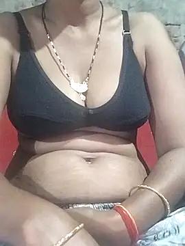 Ayesha-hot55