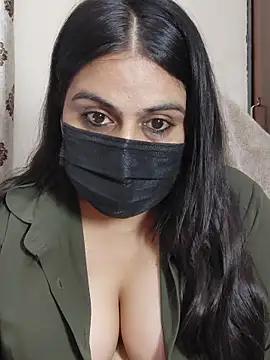 Aysha_69
