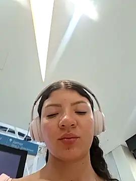 Bella_Jane_hot