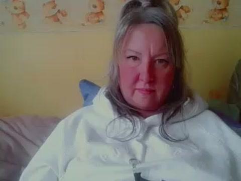 Blonde_BBW25