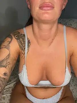 BritishJuicyKiwi