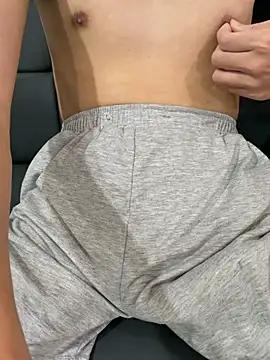 C102937