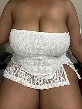 CARAMELGODDESSX23