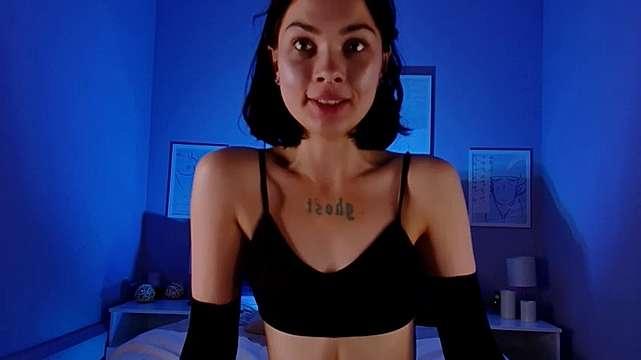 Cassie_shy