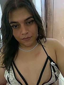 Chanelprettydoll3