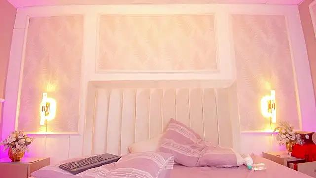 Charlotte_and_ariana