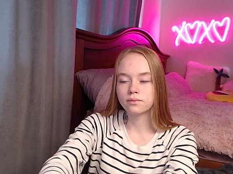 Chloe_Janai