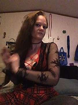 Crazylittleredhead
