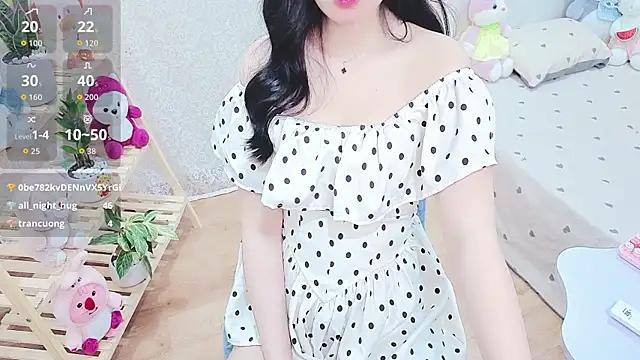 Crystal_Lea