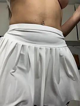 CurlyLara
