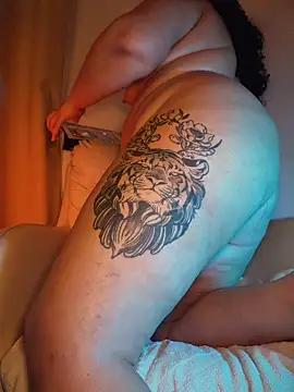 CurlyMilf_Vannexxxa