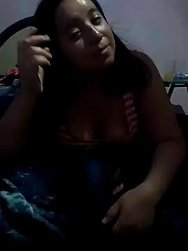 CurvYNena