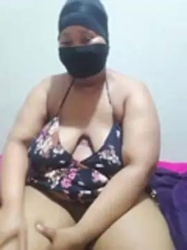 CurvyAssXxX21