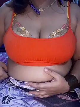 CurvyTiaa