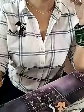 Cute_Shanaya_143