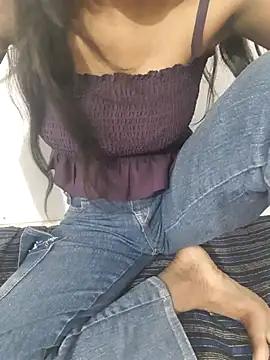 Cute_sexy_Laila