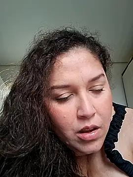 DEUSA_VAL_BBW