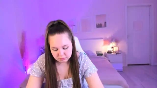 Daena_Posh