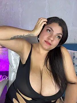 DaniaMillerr_