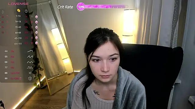 Daniella_Shine