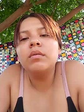 Danna-Cum