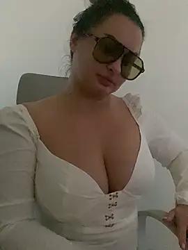 Denisse_Perry