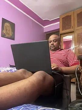 Dick_6inches_Delhi