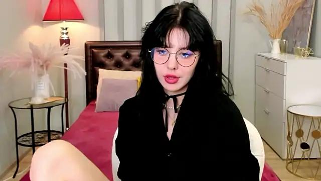Dinara_Thomss