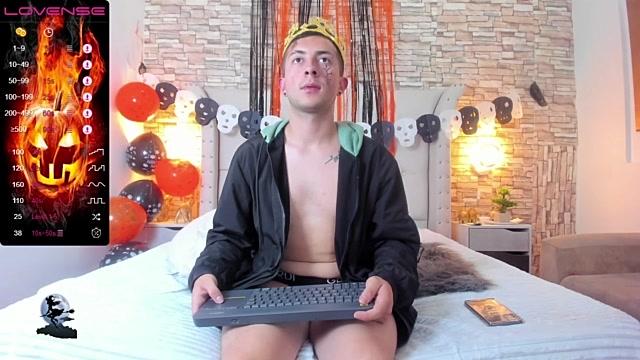 Dustyn_