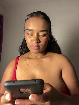 Dyan_adams