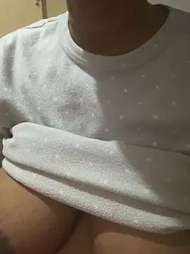 Ebonyboobsmilk
