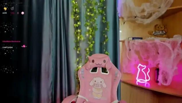 Elina_Cute
