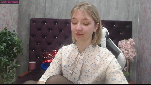 Elizabeth_Shy