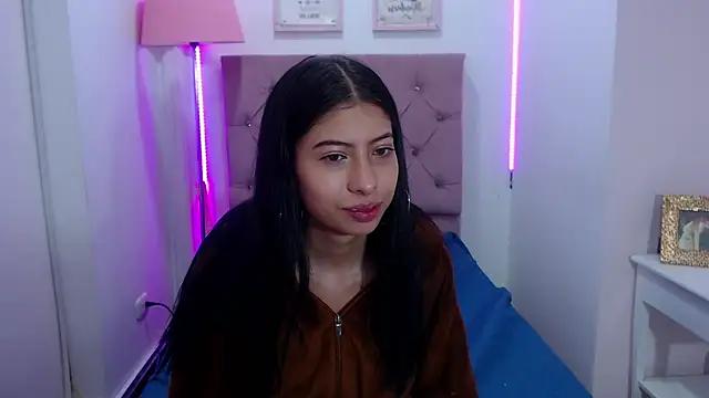 Ella_pink